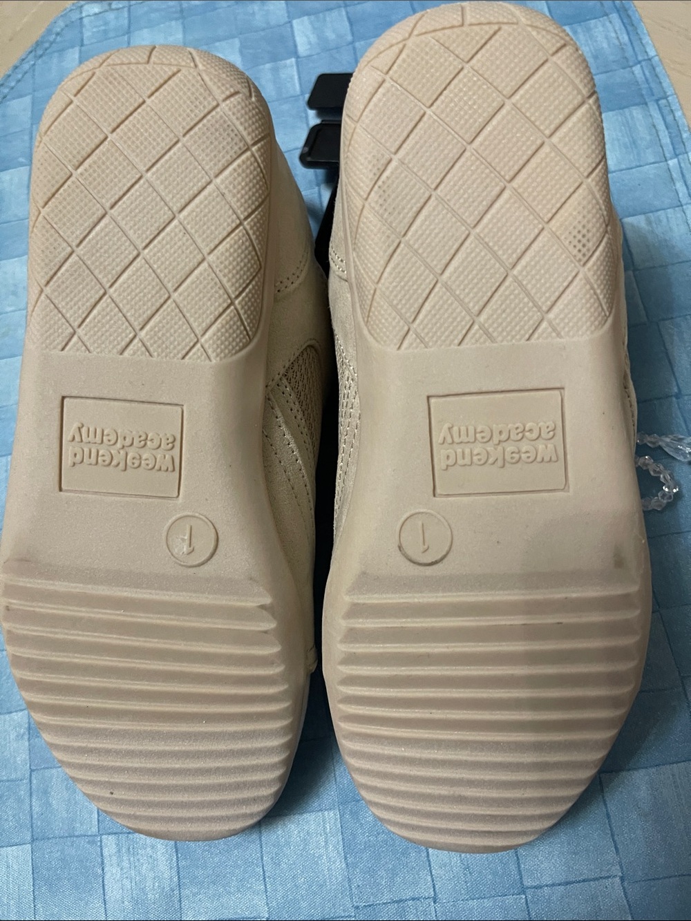 Kids. Weekend Academy. Beige Casual Sneakers with Leopard Insoles. - Picture 4 of 4